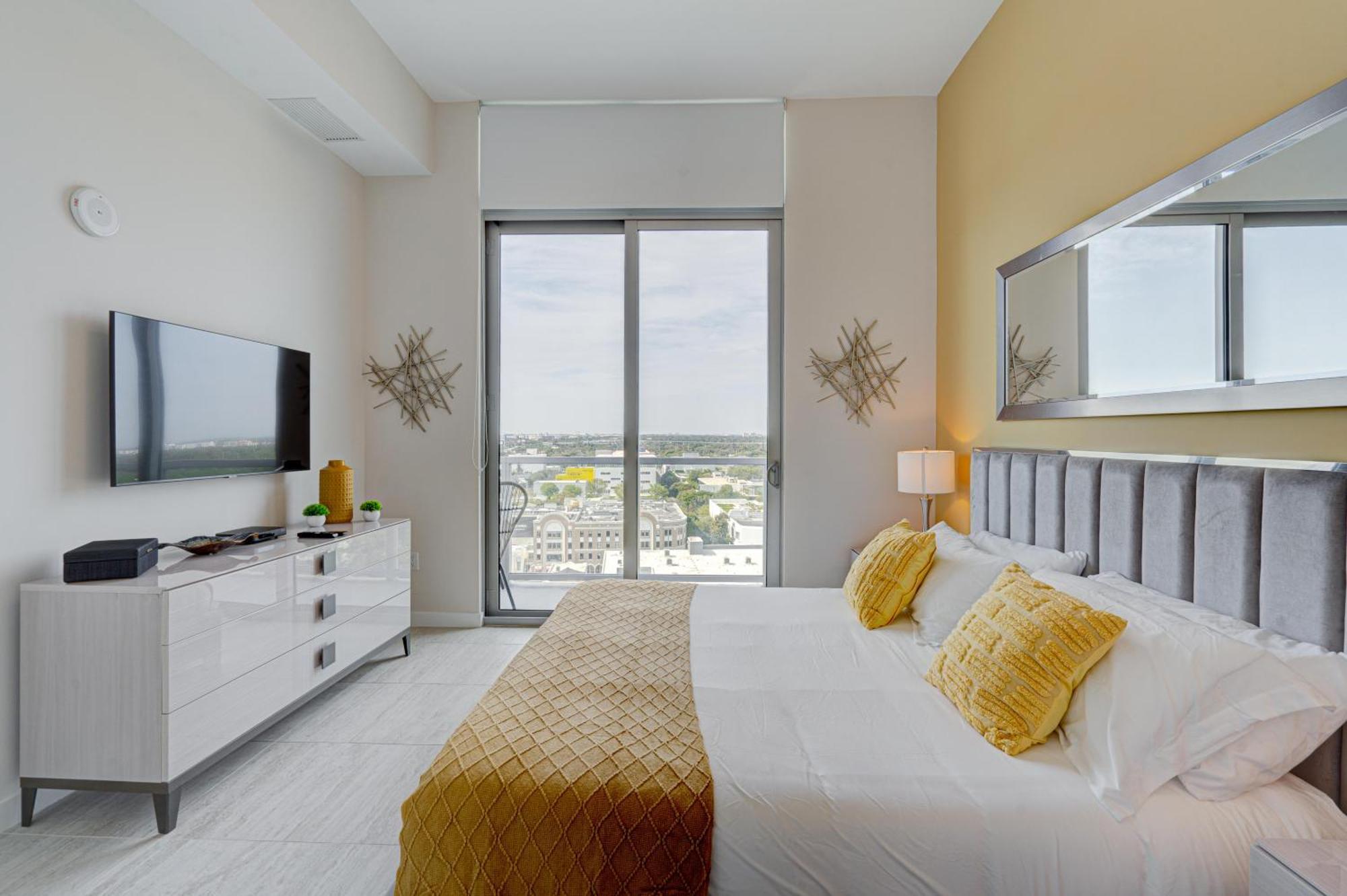 3900-1205mg Design District, 1 Bedroom & 1 Bathroom Miami